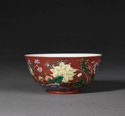 瓷器工艺品及通讯设备专场成绩喜人